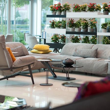 อาเธแนม พาเลซ แอนด์ ลักชัวรี สวีท Hotel เอเธนส์ ภายนอก รูปภาพ